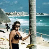Wife in Cancun