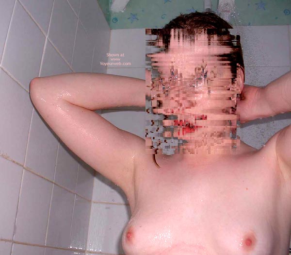 Pic #1Girlfriend Showering