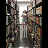 Nude Friend:&nbsp;Li'l Emily Nude On Heels In The Library