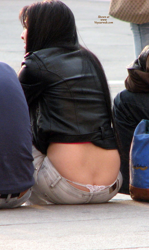 Street Voyeur , Street Thong, Sexy Underwear, White G String, Pantyhose, Exposed Thong, White Thong Low Jeans, Sitting On A Step, Leather Jacket, Micro Thong, Pull Me Thong