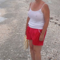 Pic #1 Wife dressed sexy:&nbsp;*SP Sanibel Island In The Rain