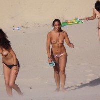 Pic #1 Beach Voyeur:&nbsp;Tres Sirenitas En Cádiz