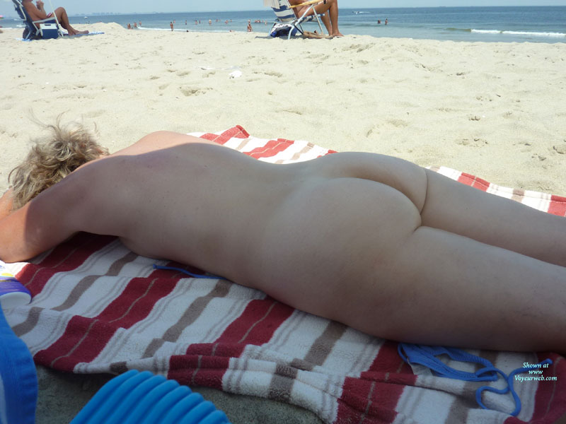 Pic #1Nude Wife:&nbsp;Hot Beach Pics