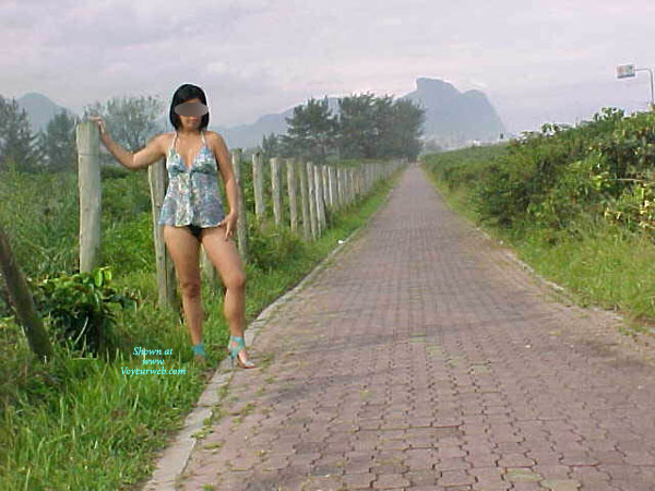 Pic #1 Nude Friend's Wife on heels:&nbsp;Ciclovia Da Reserva