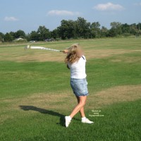 Bottomless Wife:&nbsp;A Round Of Golf