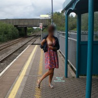 Pantieless Me:&nbsp;Catching The Train Home