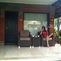 Pic #1 Bottomless Wife:&nbsp;Jeni: Back From Bali