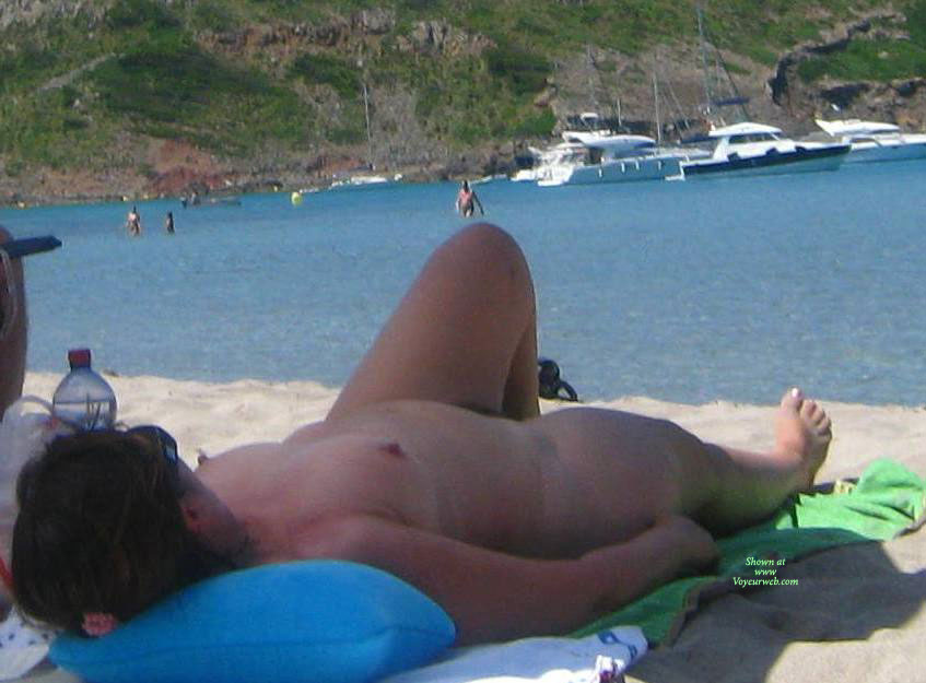 Pic #1Beach Voyeur:&nbsp;Big Mature Nude Woman