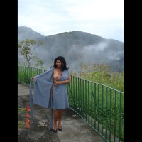 Nude Me on heels:&nbsp;On The Road