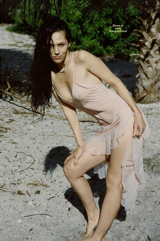 Pic #1 My Friend Likes To Pose