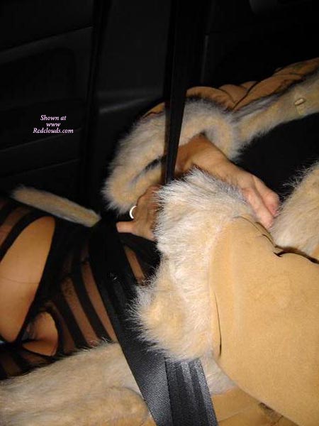 Pic #1Scratch Her Nylons