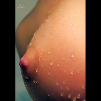 Wet Big Tits - Big Tits, Nude Amateur , Water On Big Tits, Big Tits Closeup, Rare Water Spotted Boobie, Wet Tits, Water Drop On Boobs, Erotic Wet Tits