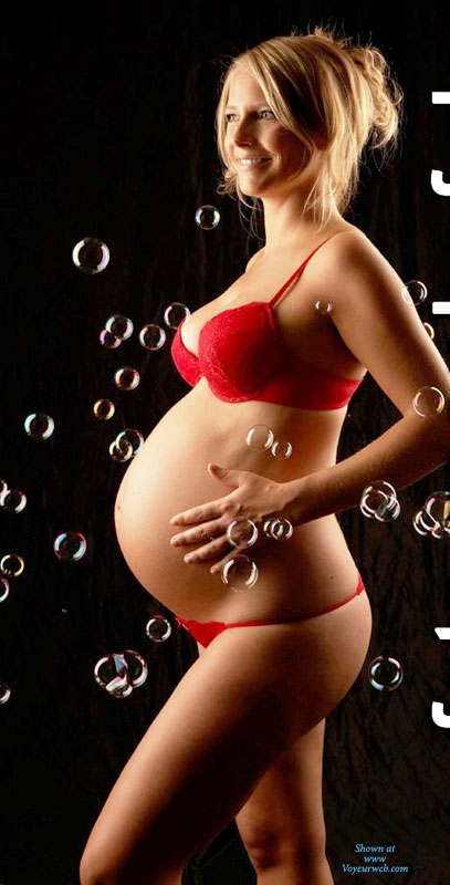 Beautiful And Pregnant , What Should I Write. These Pics Are So Perfect.
What Dou You Mean??