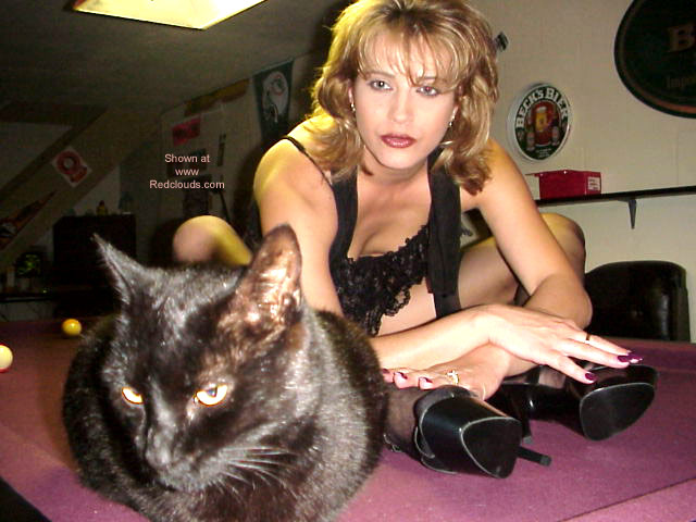 Pic #1Kimberly's Pussy Control