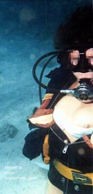 Pic #1 FineWife Underwater