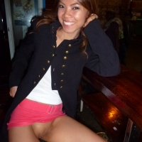 Pic #1 Flashing Pussy in Bars and Restaurants in Hong Kong