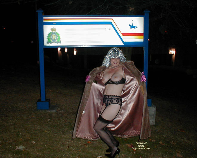 Pic #1 Dare to expose