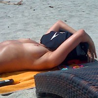 Hard Nipples in The Beach - Beach, Hard Nipples, Wife/wives, Medium Tits