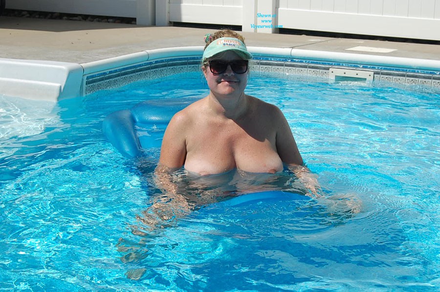 Pic #1Playing in The Pool - Big Tits, Blonde, Pussy, Shaved