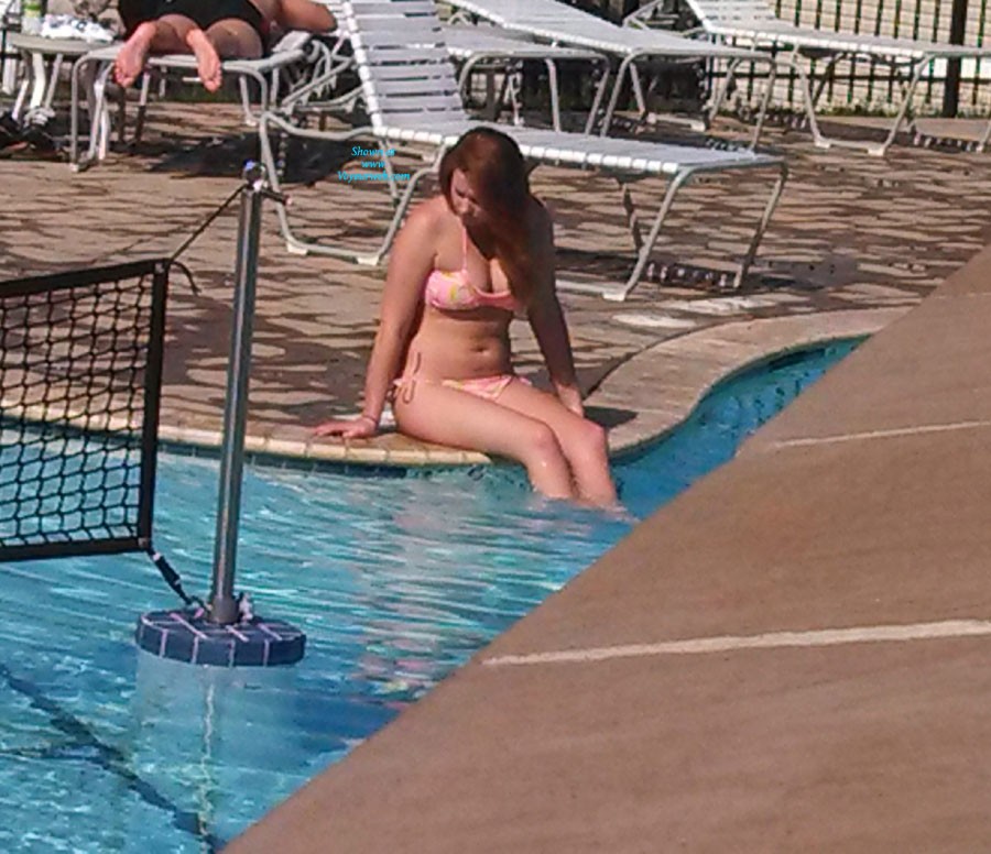 Pic #1 College Girls - Bikini Voyeur