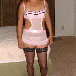 Pic #1Posing - Lingerie, Wife/wives, High Heels Amateurs
