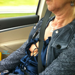 Pic #1 She Do'nt Know