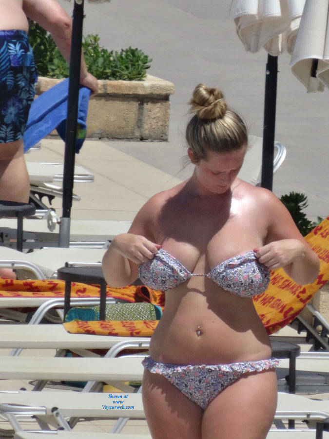 Pic #1Curvy Blonde As Requested - Big Tits, Bikini Voyeur