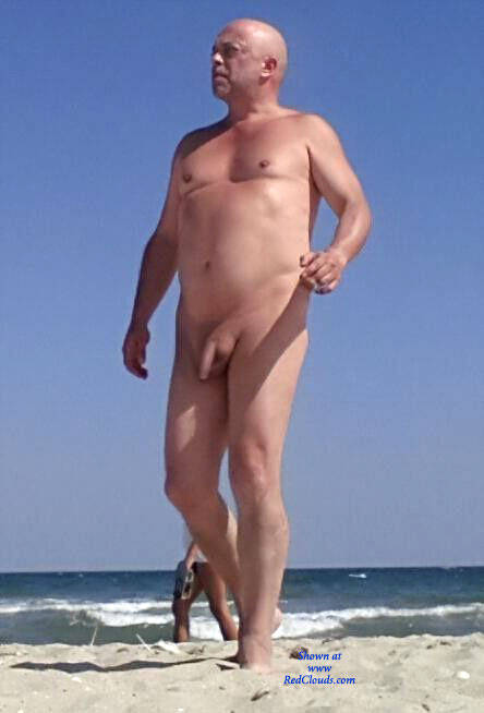 Pic #1M* Exposed Fully Naked At Public Beach