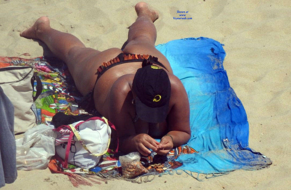 Pic #1Big Ass In Olinda City - Beach, Bikini Voyeur