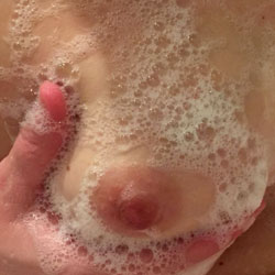 Pic #1 Bath Time  - Big Tits, Close-ups