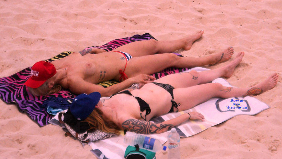 Pic #1Xmas In Sydney - Bikini Voyeur, Beach Voyeur, Topless Girls