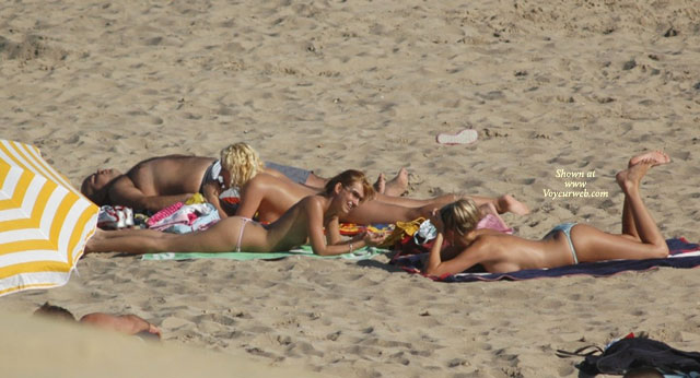 Pic #1Three Blondes At Estoril