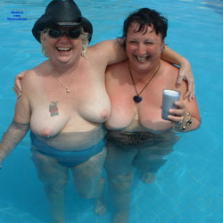 Pic #1 Vacation - Beach Voyeur, Big Tits