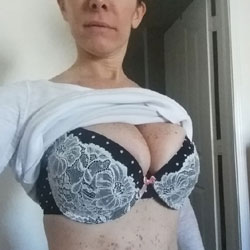 Freckled Breasts - Big Tits, Lingerie, Amateur