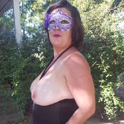 Shnookums - Big Tits, Brunette, Outdoors, Wife/wives
