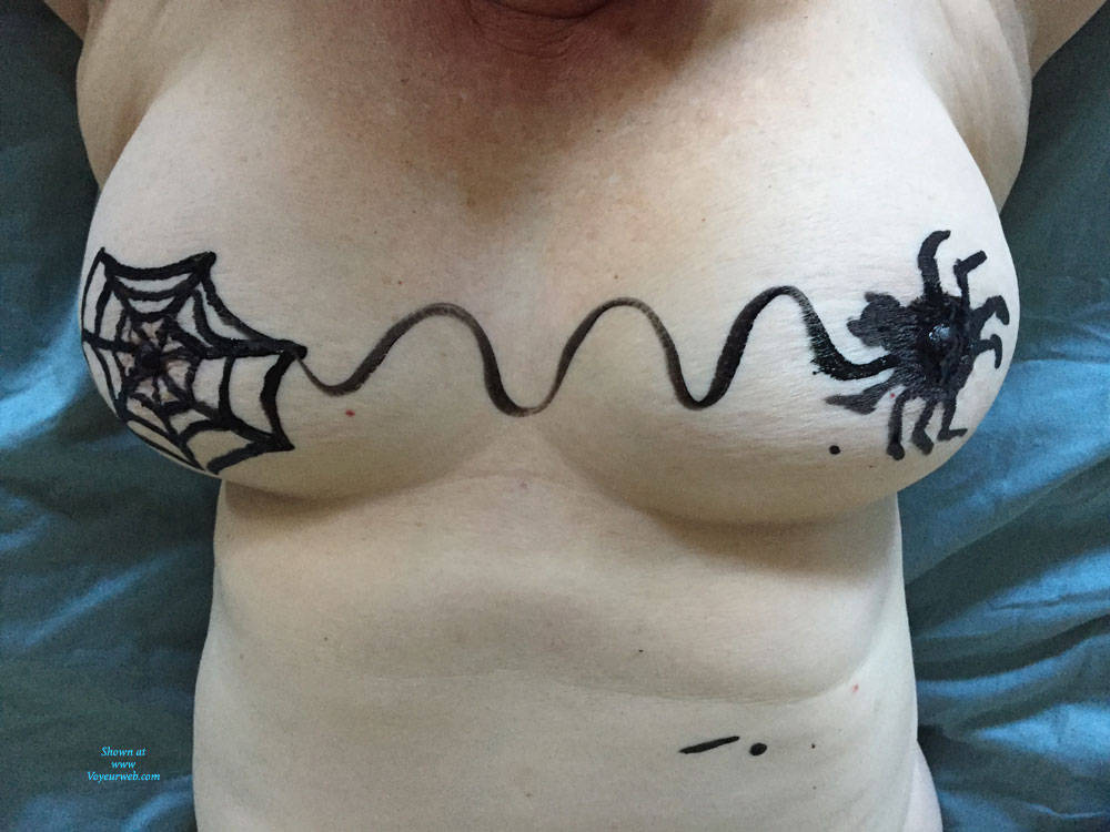 Pic #1 Halloween Canvas - Nude Amateurs, Big Tits