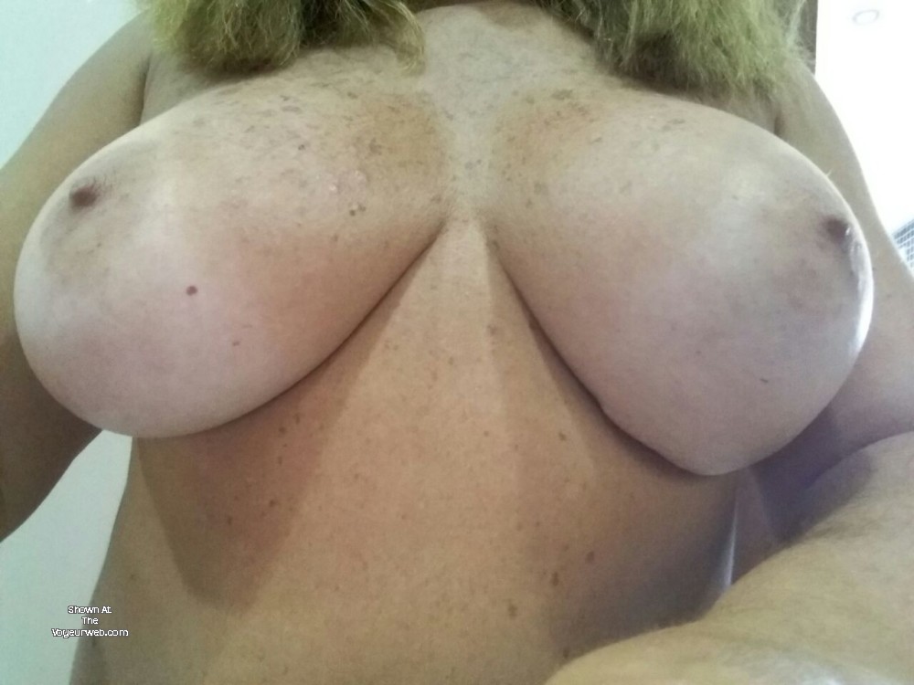 Pic #1 Large tits of my wife - Leka 40