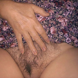 Pic #1 Selfshot  - Brunette, Bush Or Hairy, Amateur