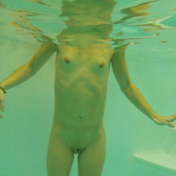 Pic #1 Naked Swim - Nude Wives, Amateur