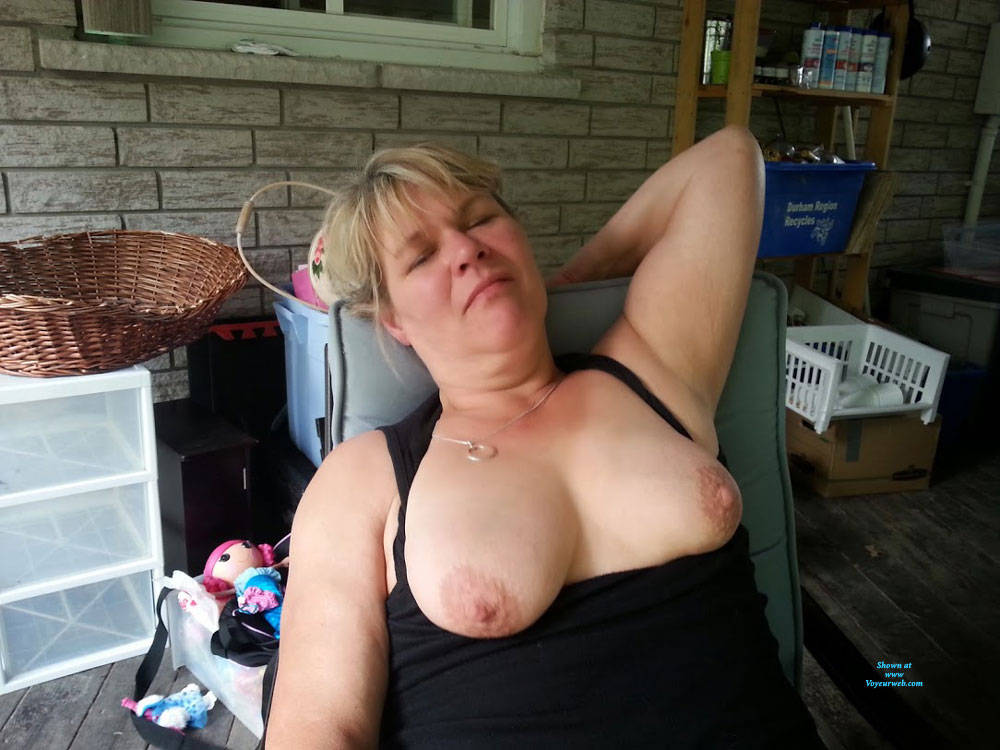 Pic #1 Sexy Heather Top On And Top Off - Big Tits, Blonde, Outdoors, Amateur