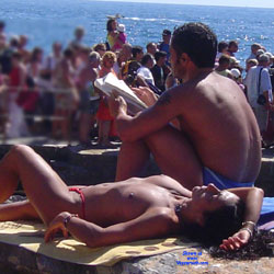 I Voyeur Or You Exhibitionist?? - Topless Girls, Brunette, Outdoors, Beach Voyeur