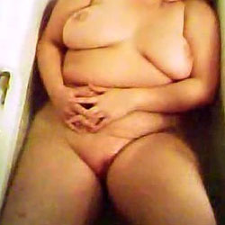 BBW Wife In Tub - Nude Wives, Bbw, Big Tits, Mature, Shaved, Amateur