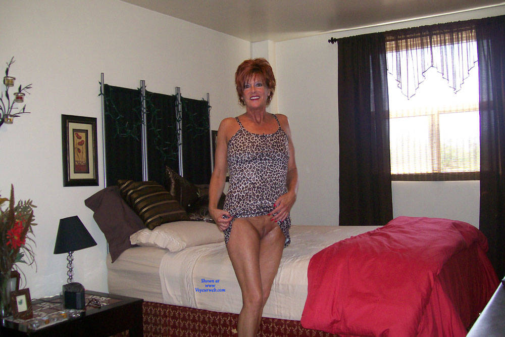 Pic #1Tan And Delicious - Nude Wives, Mature, Redhead, Shaved, Amateur