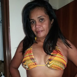 Pic #1 Morena Bella 26 - Nude Amateurs, Big Tits, Brunette, Mature, Shaved