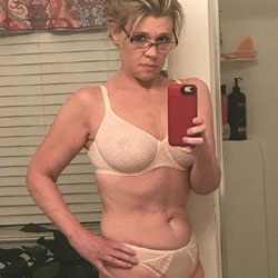 Pic #1 Wonderfully Sexy Open Exhibishionist - Big Tits, Lingerie, Mature, Amateur