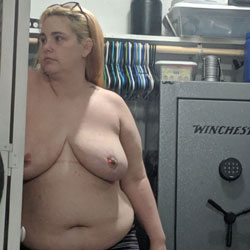 Shower - Big Tits, Amateur, Body Piercings
