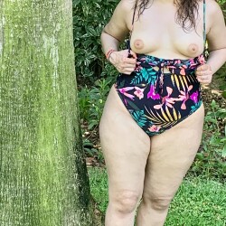 My medium tits - Miss fine booty