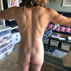My girlfriend's ass - Everyday Mom Fitness & Beauty