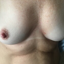 Medium tits of my room mate - Alisa