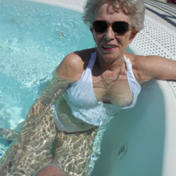 Pic #1 Excellent - Nude Amateurs, Big Tits, Mature